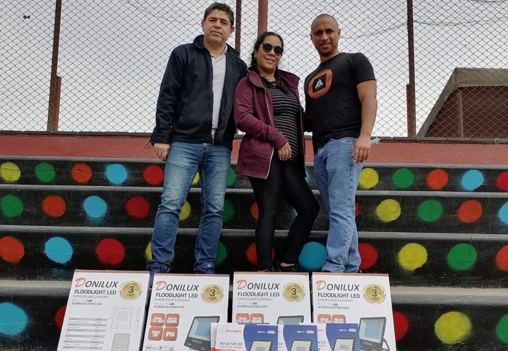 Donación de Colectivo USA para nueva iluminación del «Lolo»