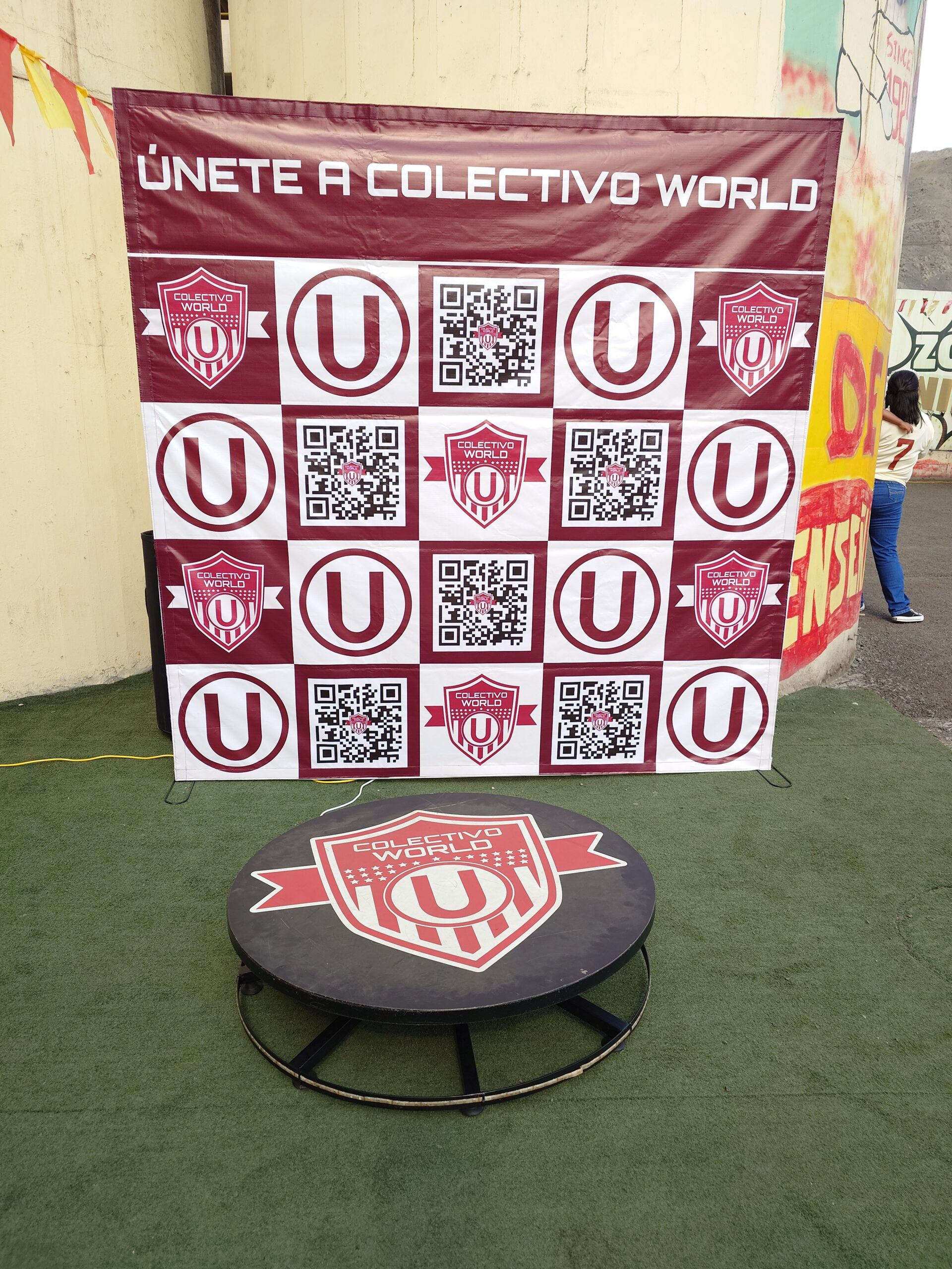 Activación 360 BOOTH en Tribuna Familiar Sur